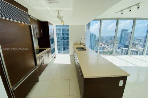 Condominio en venta en Miami, Florida, 2 dormitorios, 108.51 m2 № 2082758 - foto 5