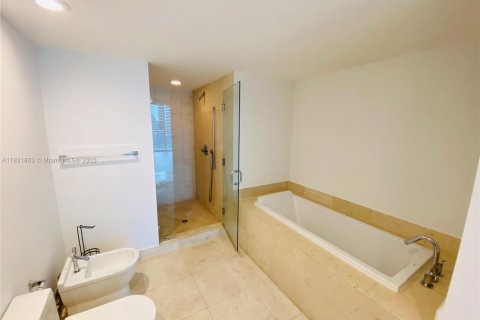 Condominio en venta en Miami, Florida, 2 dormitorios, 108.51 m2 № 2082758 - foto 14