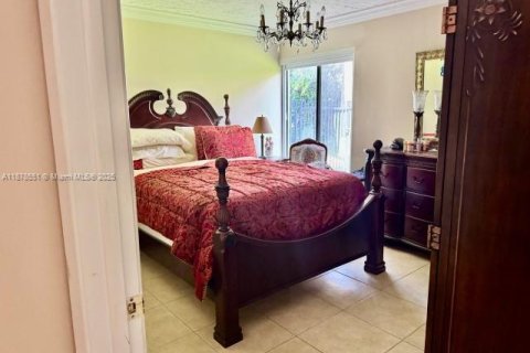 Condominio en venta en Miami, Florida, 2 dormitorios, 93.37 m2 № 1927544 - foto 17