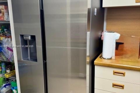 Condominio en venta en Miami, Florida, 2 dormitorios, 93.37 m2 № 1927544 - foto 13