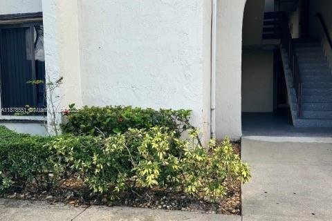 Condominio en venta en Miami, Florida, 2 dormitorios, 93.37 m2 № 1927544 - foto 3