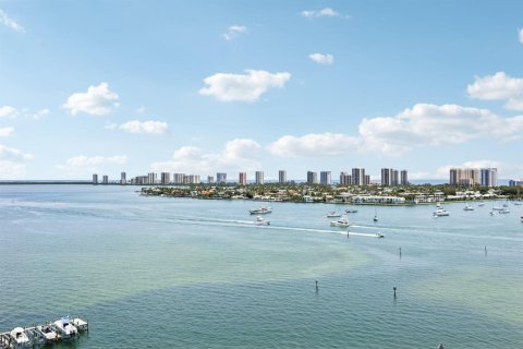 Condo in Riviera Beach, Florida, 2 bedrooms  № 2250775 - photo 26