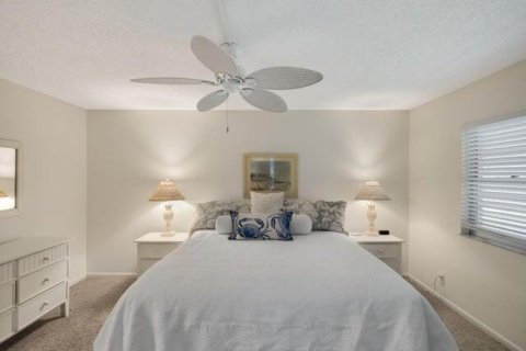 Copropriété à louer à Stuart, Floride: 2 chambres, 102.29 m2 № 1146963 - photo 1