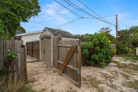 House in Palm Harbor, Florida 4 bedrooms, 153.85 sq.m. № 1765883 - photo 24