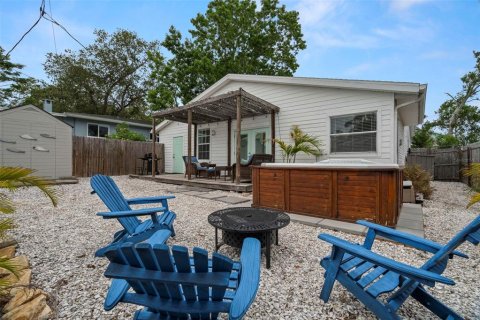 House in Palm Harbor, Florida 4 bedrooms, 153.85 sq.m. № 1765883 - photo 23