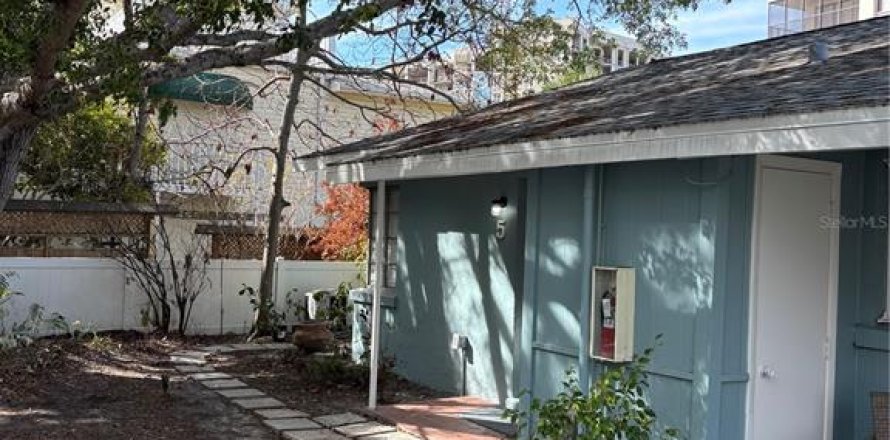 Condo in Sarasota, Florida, 1 bedroom № 1662379