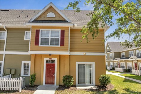 Townhouse in Kissimmee, Florida 4 bedrooms, 136.57 sq.m. № 1608298 - photo 1
