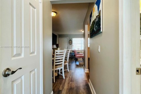 Condominio en venta en Boynton Beach, Florida, 1 dormitorio, 52.95 m2 № 1988415 - foto 11