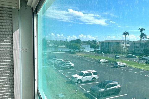 Condominio en venta en Boynton Beach, Florida, 1 dormitorio, 52.95 m2 № 1988415 - foto 21