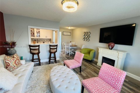 Condominio en venta en Boynton Beach, Florida, 1 dormitorio, 52.95 m2 № 1988415 - foto 5