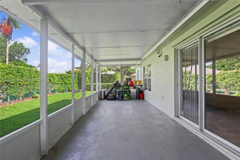 Villa ou maison à vendre à Homestead, Floride: 3 chambres, 128.3 m2 № 2266087 - photo 22