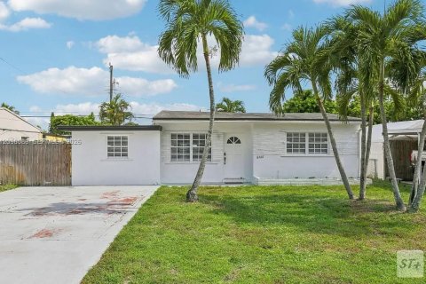 Villa ou maison à louer à Miramar, Floride: 4 chambres, 72.28 m2 № 2388050 - photo 28