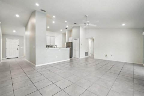 House in Palm Coast, Florida 3 bedrooms, 174.47 sq.m. № 1899778 - photo 15