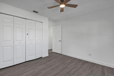 House in Palm Bay, Florida 3 bedrooms, 110.37 sq.m. № 1893736 - photo 24