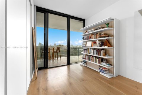 Condominio en venta en Miami Beach, Florida, 2 dormitorios, 148.83 m2 № 2029369 - foto 23