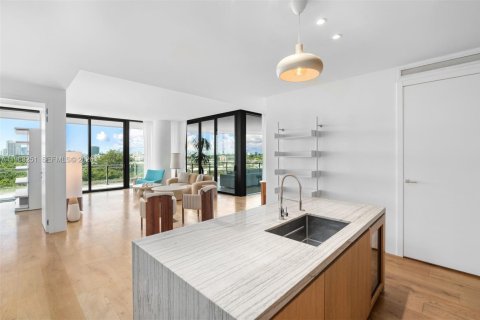 Condominio en venta en Miami Beach, Florida, 2 dormitorios, 148.83 m2 № 2029369 - foto 22