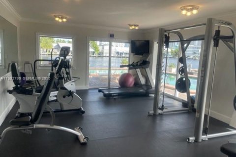 Casa en alquiler en Fort Lauderdale, Florida, 40.88 m2 № 2063023 - foto 12