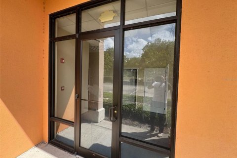 Immobilier commercial à louer à Orlando, Floride: 4374.67 m2 № 1619249 - photo 13