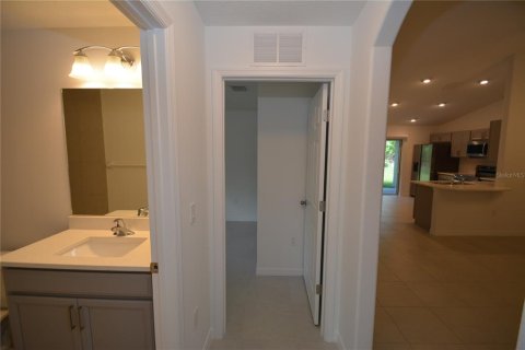 Immobilier commercial à vendre à Palm Coast, Floride: 6 chambres, 225.01 m2 № 2310711 - photo 13