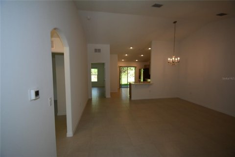 Immobilier commercial à vendre à Palm Coast, Floride: 6 chambres, 225.01 m2 № 2310711 - photo 6