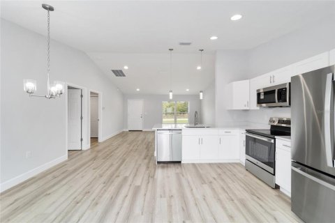 House in Ocala, Florida 3 bedrooms, 117.71 sq.m. № 1751484 - photo 16