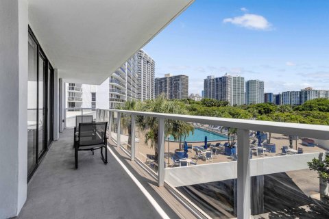 Купить кондоминиум в Авентура, Флорида 3 комнаты, 94.95м2, № 2085042 - фото 5