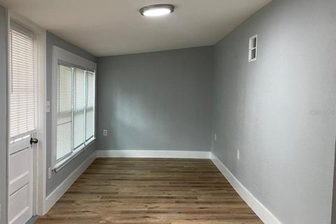 Casa en venta en Orlando, Florida, 4 dormitorios, 155.8 m2 № 1904397 - foto 18