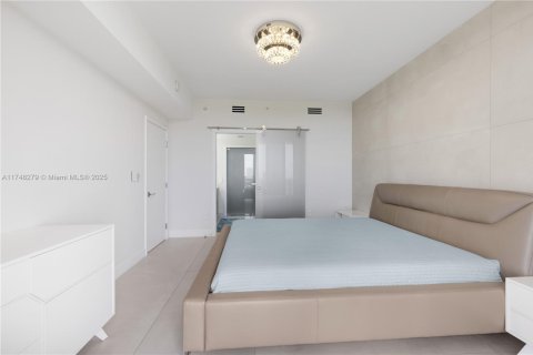 Купить кондоминиум в Норт-Майами-Бич, Флорида 3 спальни, 144.56м2, № 1707323 - фото 30