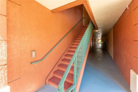 Condominio en alquiler en Clearwater, Florida, 1 dormitorio, 100.24 m2 № 1911534 - foto 5