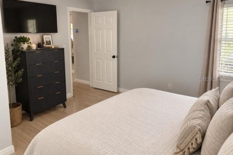 Villa ou maison à vendre à Tampa, Floride: 2 chambres, 98.48 m2 № 2316458 - photo 14