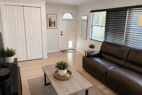 Villa ou maison à vendre à Tampa, Floride: 2 chambres, 98.48 m2 № 2316458 - photo 9