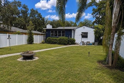 Villa ou maison à vendre à Tampa, Floride: 2 chambres, 98.48 m2 № 2316458 - photo 23