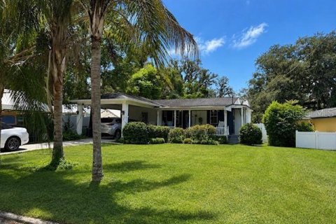 Villa ou maison à vendre à Tampa, Floride: 2 chambres, 98.48 m2 № 2316458 - photo 3