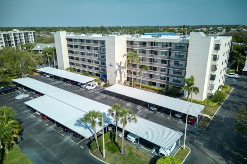 Copropriété à vendre à South Pasadena, Floride: 2 chambres, 116.13 m2 № 2124860 - photo 30