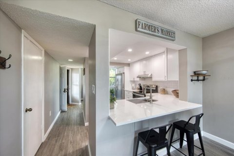 Copropriété à vendre à South Pasadena, Floride: 2 chambres, 116.13 m2 № 2124860 - photo 9