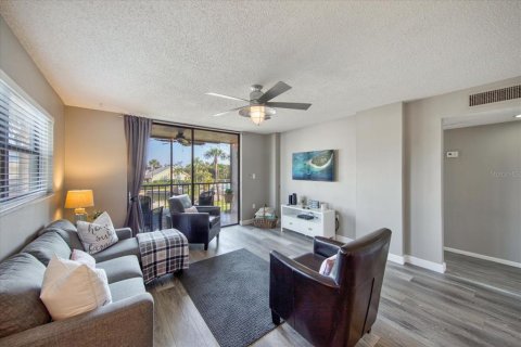 Copropriété à vendre à South Pasadena, Floride: 2 chambres, 116.13 m2 № 2124860 - photo 13