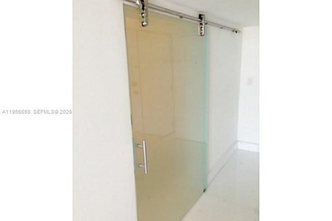 Снять в аренду кондоминиум в Майами-Бич, Флорида 49.24м2, № 2079262 - фото 18