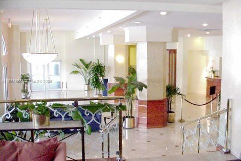 Снять в аренду кондоминиум в Майами-Бич, Флорида 49.24м2, № 2079262 - фото 26