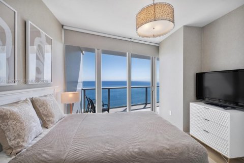 Condominio en venta en Sunny Isles Beach, Florida, 2 dormitorios, 137.4 m2 № 2049000 - foto 18