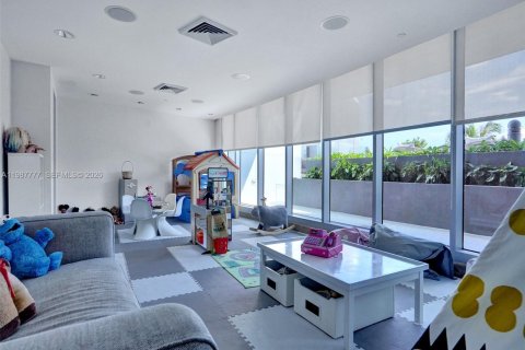 Copropriété à vendre à Sunny Isles Beach, Floride: 2 chambres, 137.4 m2 № 2049000 - photo 14