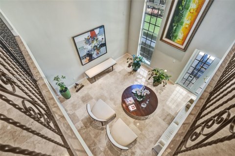 Villa ou maison à louer à Coral Gables, Floride: 5 chambres, 346.9 m2 № 2257640 - photo 18