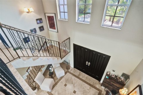 Villa ou maison à louer à Coral Gables, Floride: 5 chambres, 346.9 m2 № 2257640 - photo 7