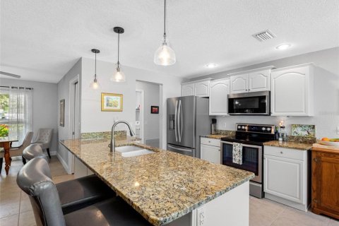 Casa en venta en Largo, Florida, 3 dormitorios, 192.21 m2 № 1853023 - foto 6