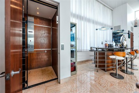 Villa ou maison à vendre à Bradenton, Floride: 4 chambres, 685.43 m2 № 2148486 - photo 23