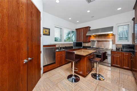 Villa ou maison à vendre à Bradenton, Floride: 4 chambres, 685.43 m2 № 2148486 - photo 30