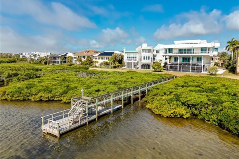 Villa ou maison à vendre à Bradenton, Floride: 4 chambres, 685.43 m2 № 2148486 - photo 6