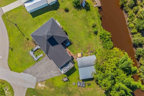 Villa ou maison à vendre à Punta Gorda, Floride: 3 chambres, 137.96 m2 № 2415317 - photo 6