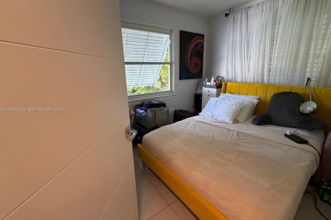 Снять в аренду виллу или дом в Майами, Флорида 2 спальни, 113.53м2, № 1992588 - фото 12