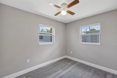 House in Lake Wales, Florida 4 bedrooms, 97.55 sq.m. № 1780649 - photo 30
