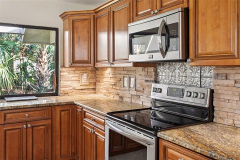 House in Oldsmar, Florida 4 bedrooms, 388.89 sq.m. № 1536174 - photo 19